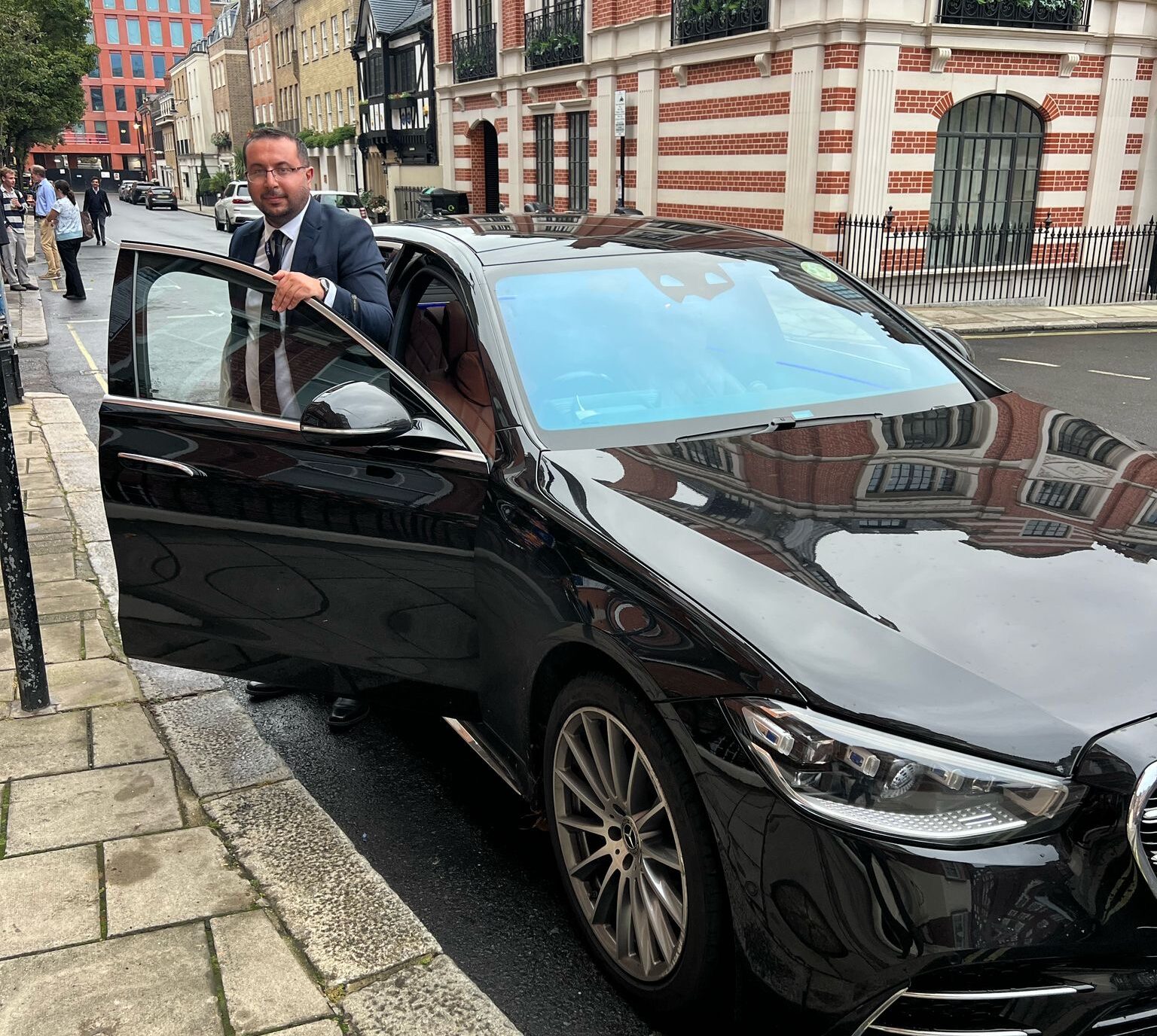 Oxford to Heathrow Airport Taxi